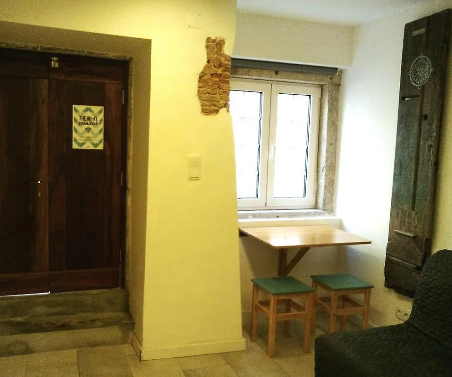 Cosy Studio Santa Catarina Apartment Lisbon Португалия